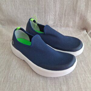 (New) Oofos / oomg eezee low recovery slip-on shoes (navy) / women's 9